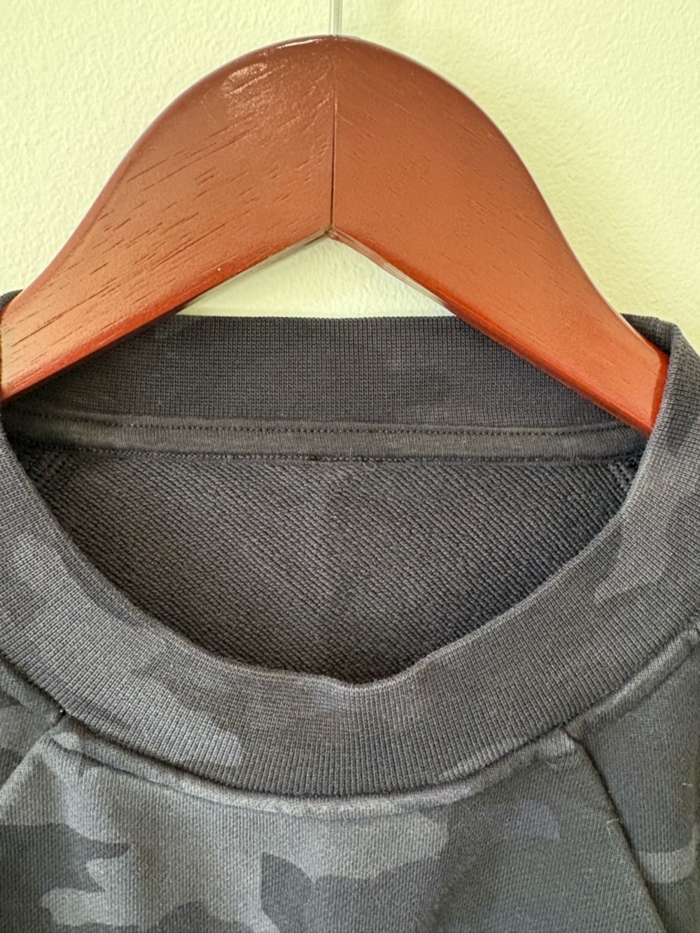 Lululemon Black Camo Crewneck Sweatshirt - 8 - Picture 4 of 5